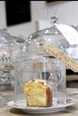 The Mad Hatters Cafe