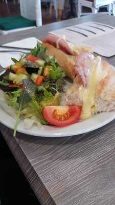 Trevena Cross Palm Tree Bistro