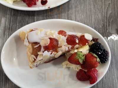 Trevena Cross Palm Tree Bistro