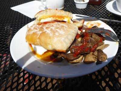 Trevena Cross Palm Tree Bistro