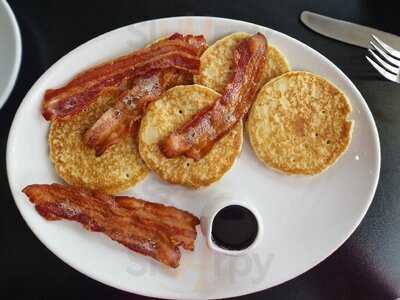 Riverside Bar & Kitchen