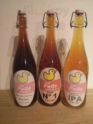 Elephant And Castle Pub