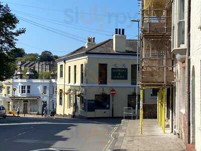 Elephant And Castle Pub