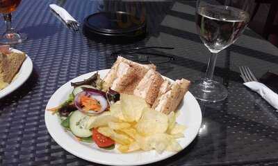 Robin Hood And Little John