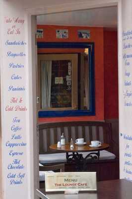 The Lounge Cafe