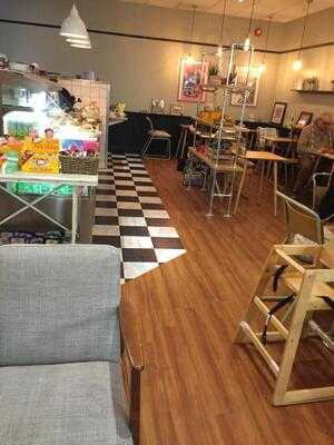 Cafe W At Waterstones