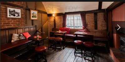 The White Horse Public House