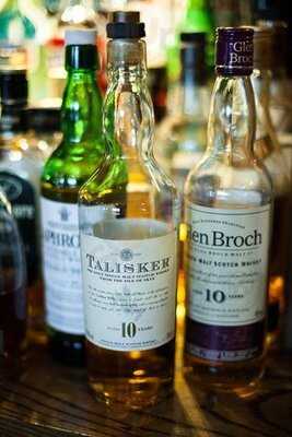 The White Horse Public House