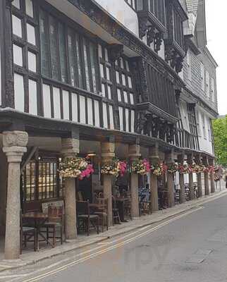 Sloping Deck Restaurant & Dartmouth Bakery