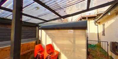 Simeon Arms Entertainment