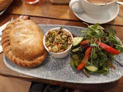 The Deli At Dartmouth