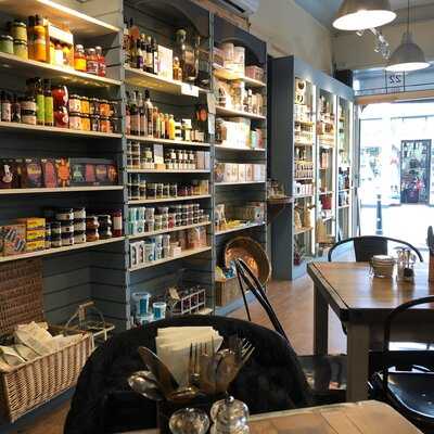 The Deli At Dartmouth