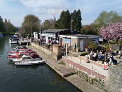 Annie's At The Boathouse