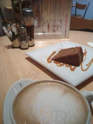 Milani's Restaurant And Coffee Bar