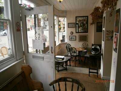 Photo 4