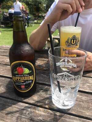 The Anchor Inn & Boating