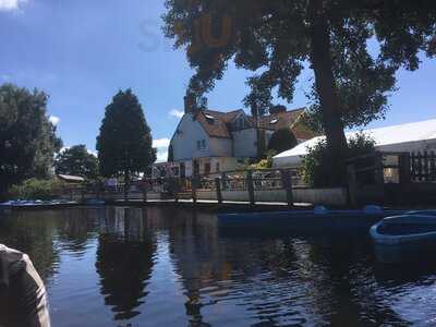 The Anchor Inn & Boating