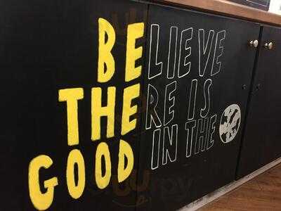 Yellow Submarine - Witney Cafe