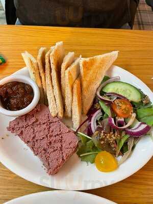 The Village Inn Bar And Restaurant