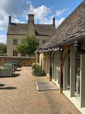 The Cogges Kitchen Cafe