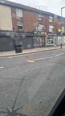 Fast And Fresh Pizza