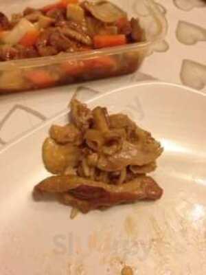 Lucky House Chinese Takeaway