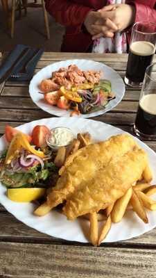 Waypoint Bar & Grill