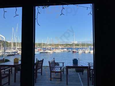 Waypoint Bar & Grill