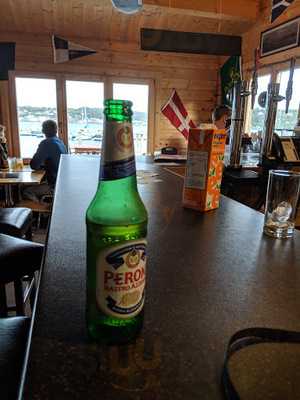 Waypoint Bar & Grill