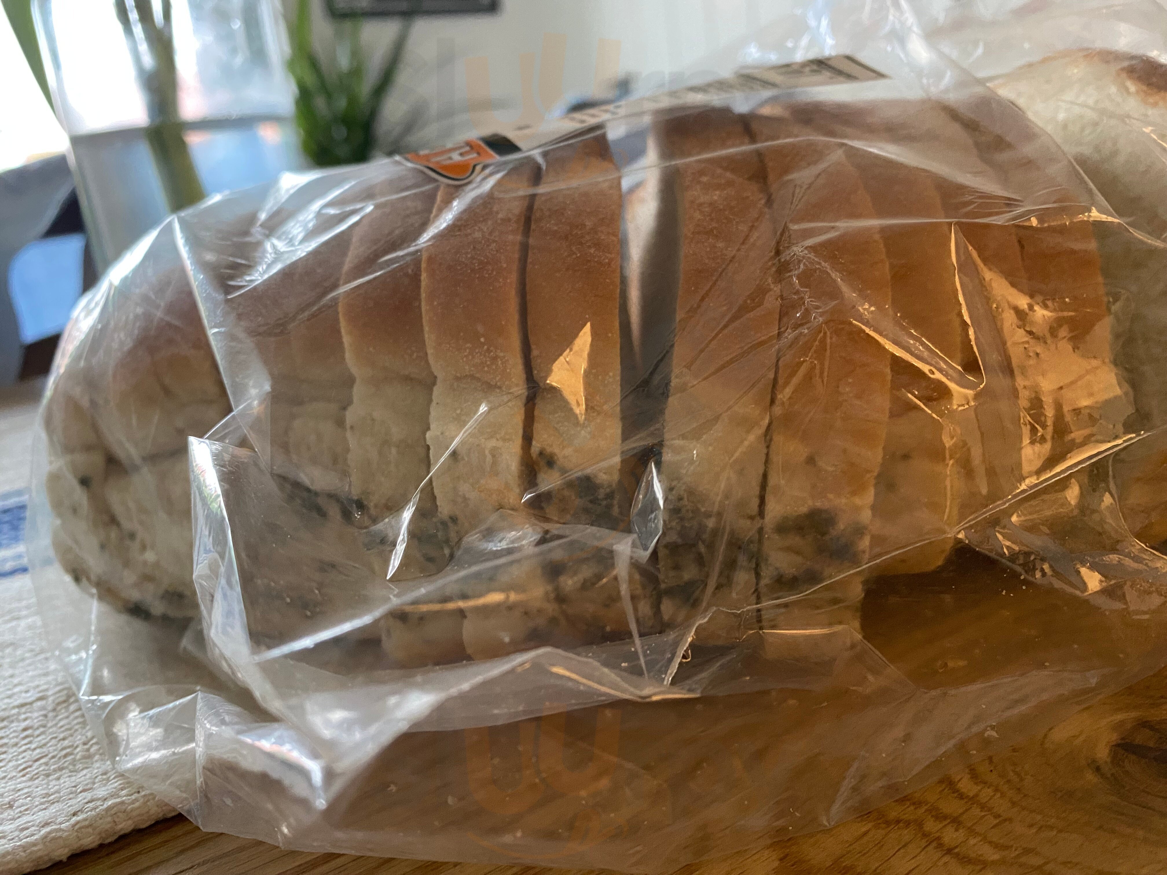 Halls Quality Bakers