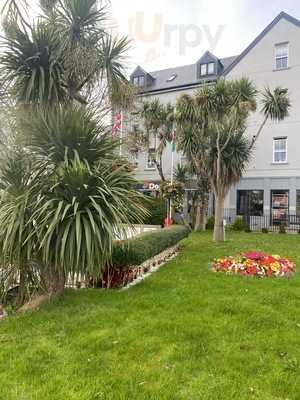 Domino's Pizza - Tenby