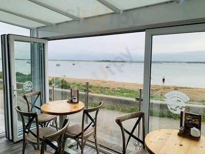 The View River Cafe Bar