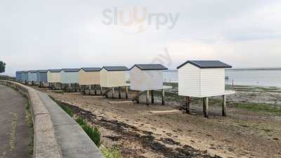 The View River Cafe Bar