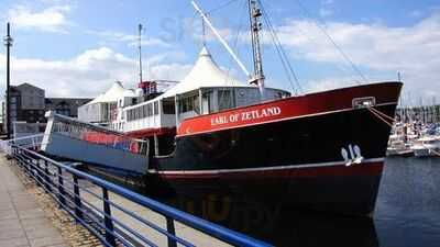 The Earl Of Zetland Floating Restaurant