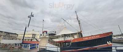 The Earl Of Zetland Floating Restaurant