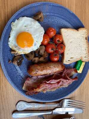 The Farmhouse Kitchen