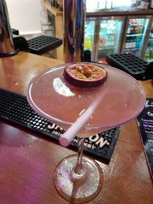 Vaughan’s Tapas & Cocktail Bar