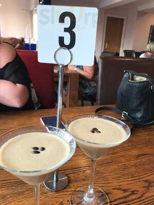 Vaughan’s Tapas & Cocktail Bar