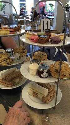 Wyevale Garden Centres