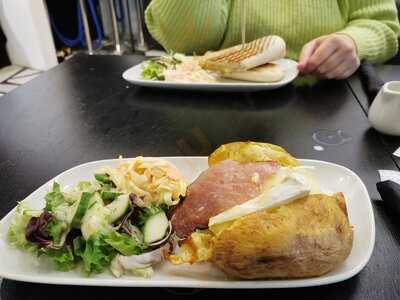 The Rendezvous Cafe-bar