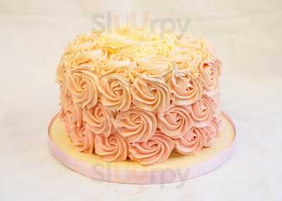 Yellow Butterfly Cakes & Sugarcraft