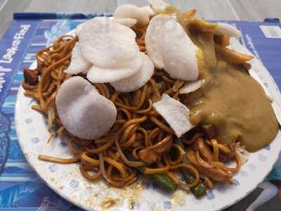 Golden House Chinese Takeaway