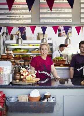 Jamie Oliver's Fabulous Feasts