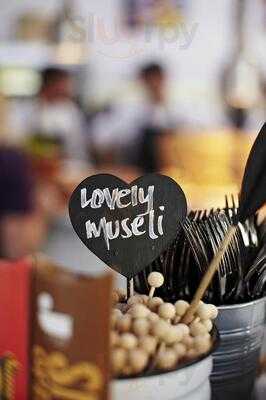 Jamie Oliver's Fabulous Feasts