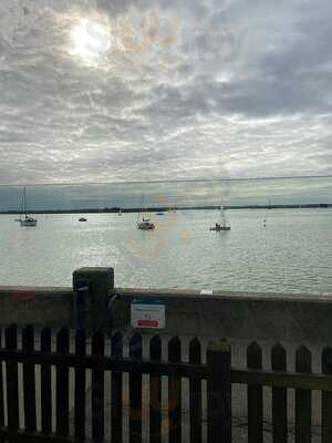 The Beach House Millbeach Seaside Resort