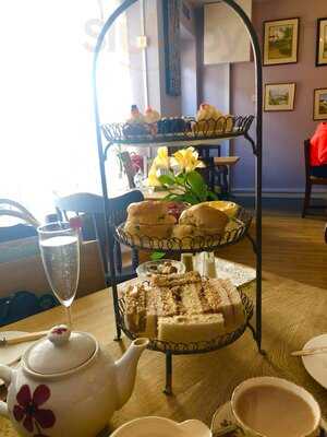 Poppy's Vintage Tea Room