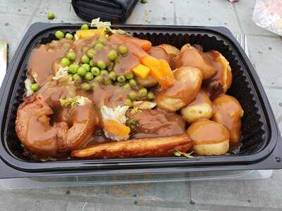 Breaker's Bar & Restaurant