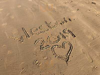 Breaker's Bar & Restaurant