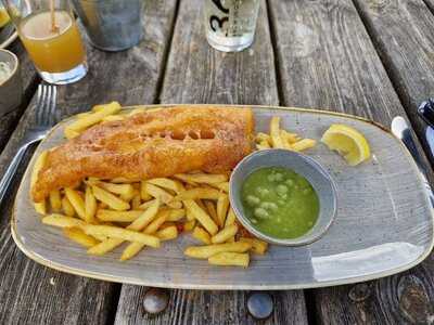 The Coach And Horses