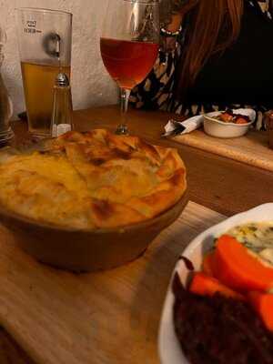 The Coppa Dolla Inn And Restaurant